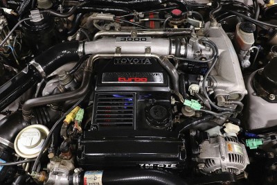 Toyota_7M-GTE_engine_04.jpg